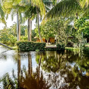 https://kibayo-lagoon-villa.greaterantilleshotels.net